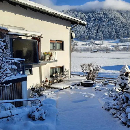 Bei Anna 舒里特斯